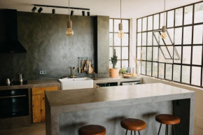 Stylish Loft with Nature Views, Balcony in the heart of Vejer
